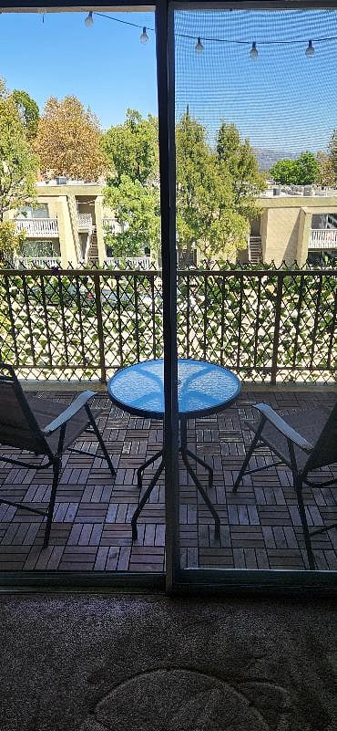 Furnished Finder property 1024292_1 photo 9