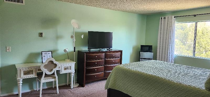 Furnished Finder property 1024292_1 photo 3