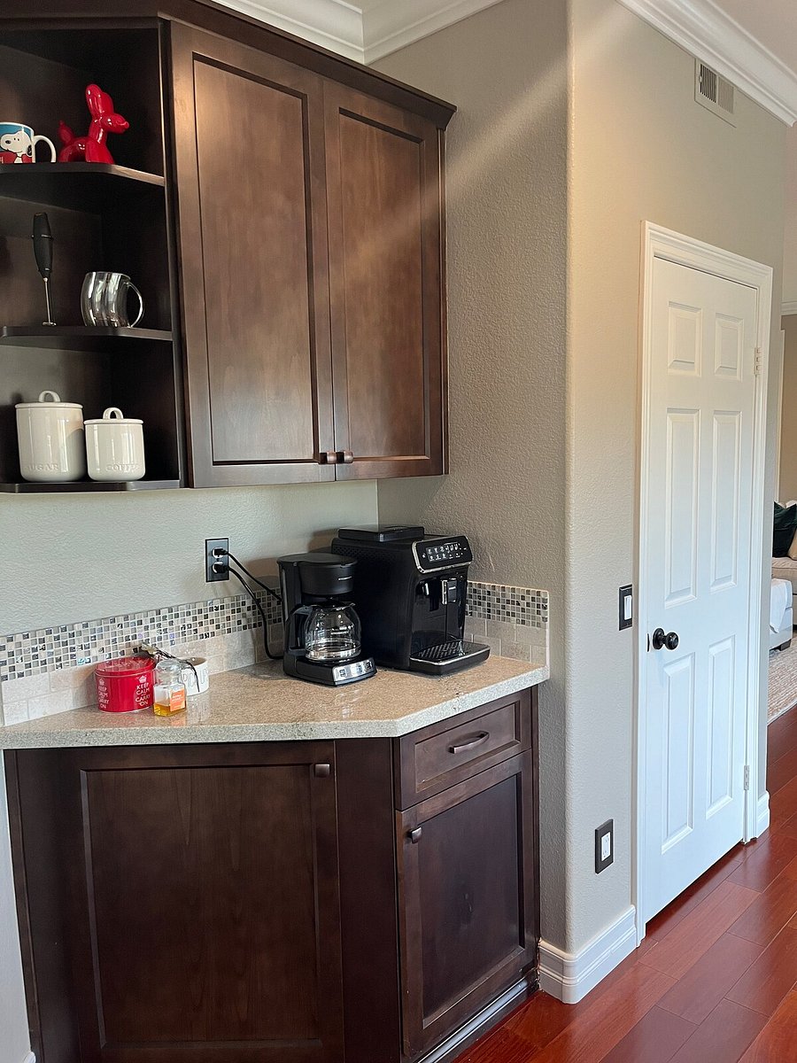 Furnished Finder property 1024313_1 photo 12