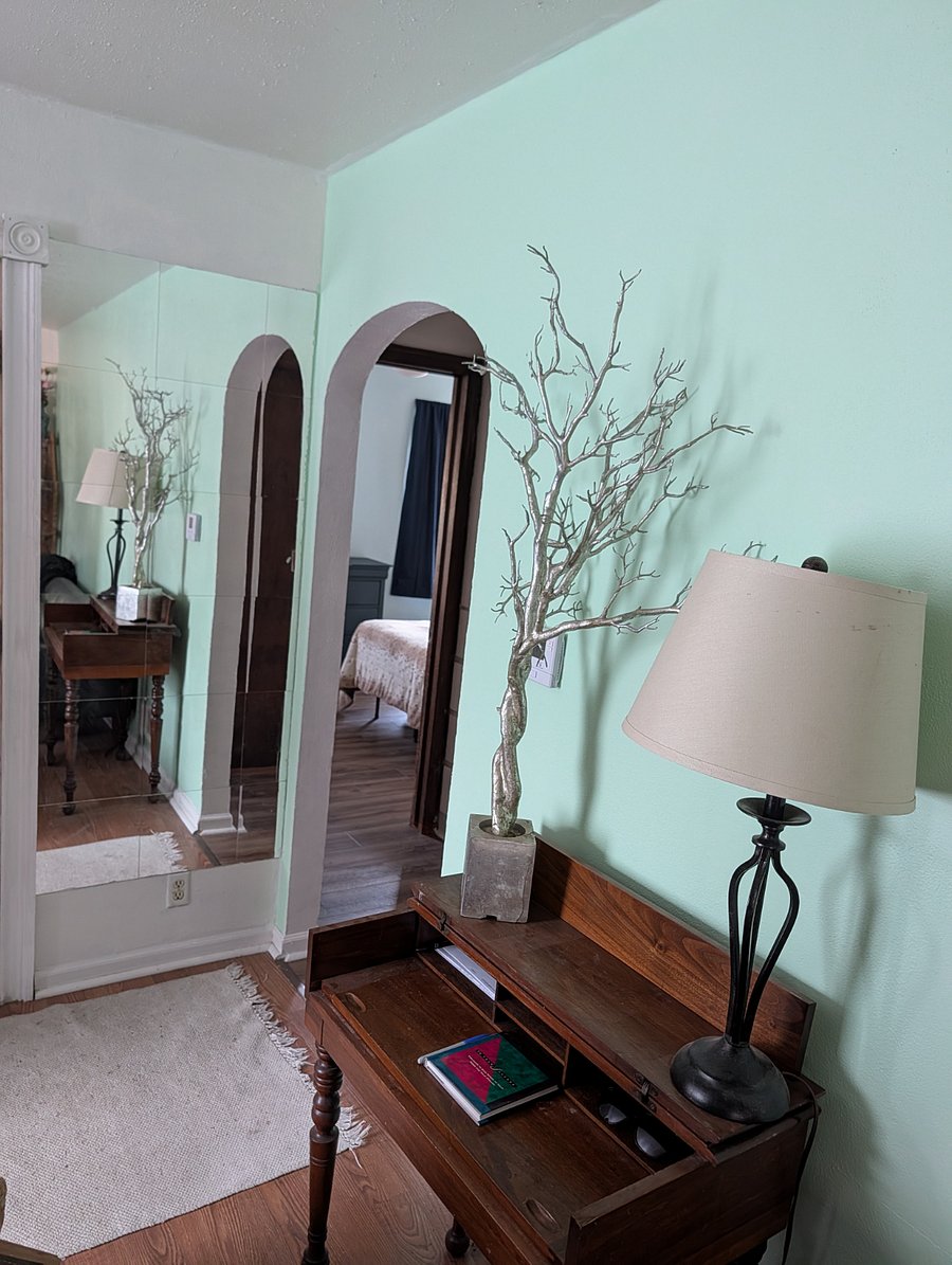 Furnished Finder property 1024316_1 photo 3