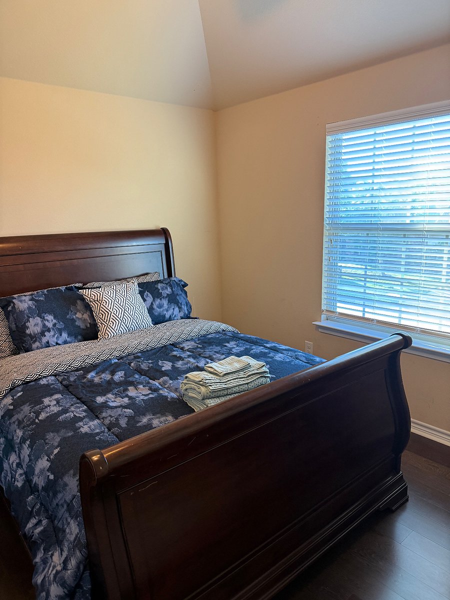 Furnished Finder property 1024325_1 photo 4