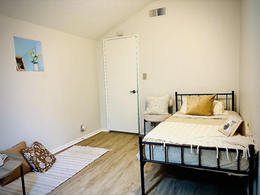 Furnished Finder property 1024326_1 photo 10