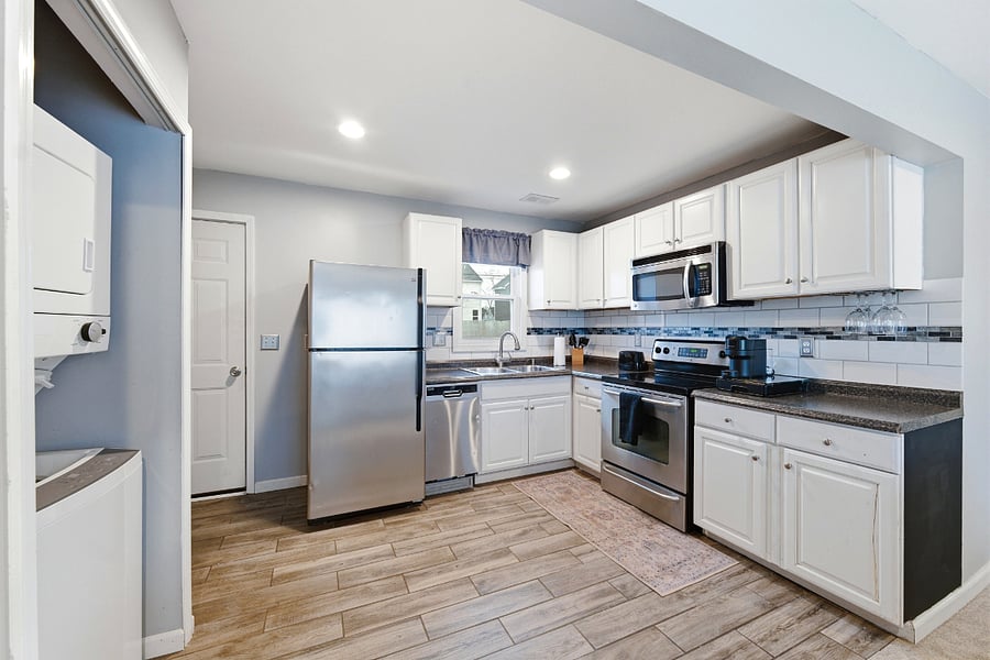 Furnished Finder property 1024330_1 photo 9