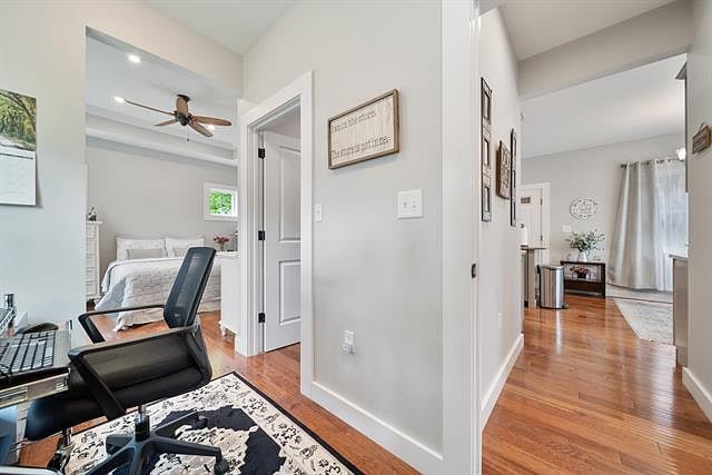 Furnished Finder property 1024336_1 photo 11