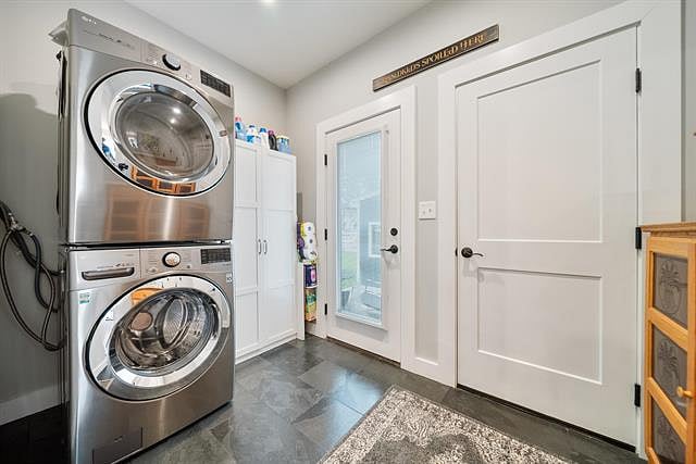 Furnished Finder property 1024336_1 photo 8