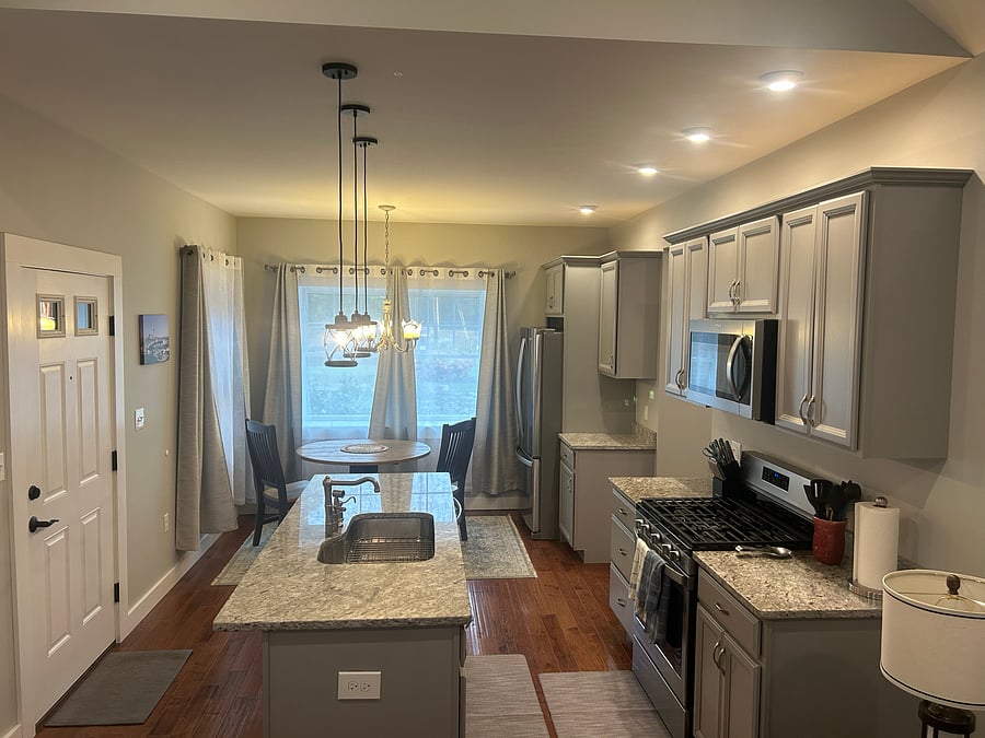 Furnished Finder property 1024336_1 photo 5