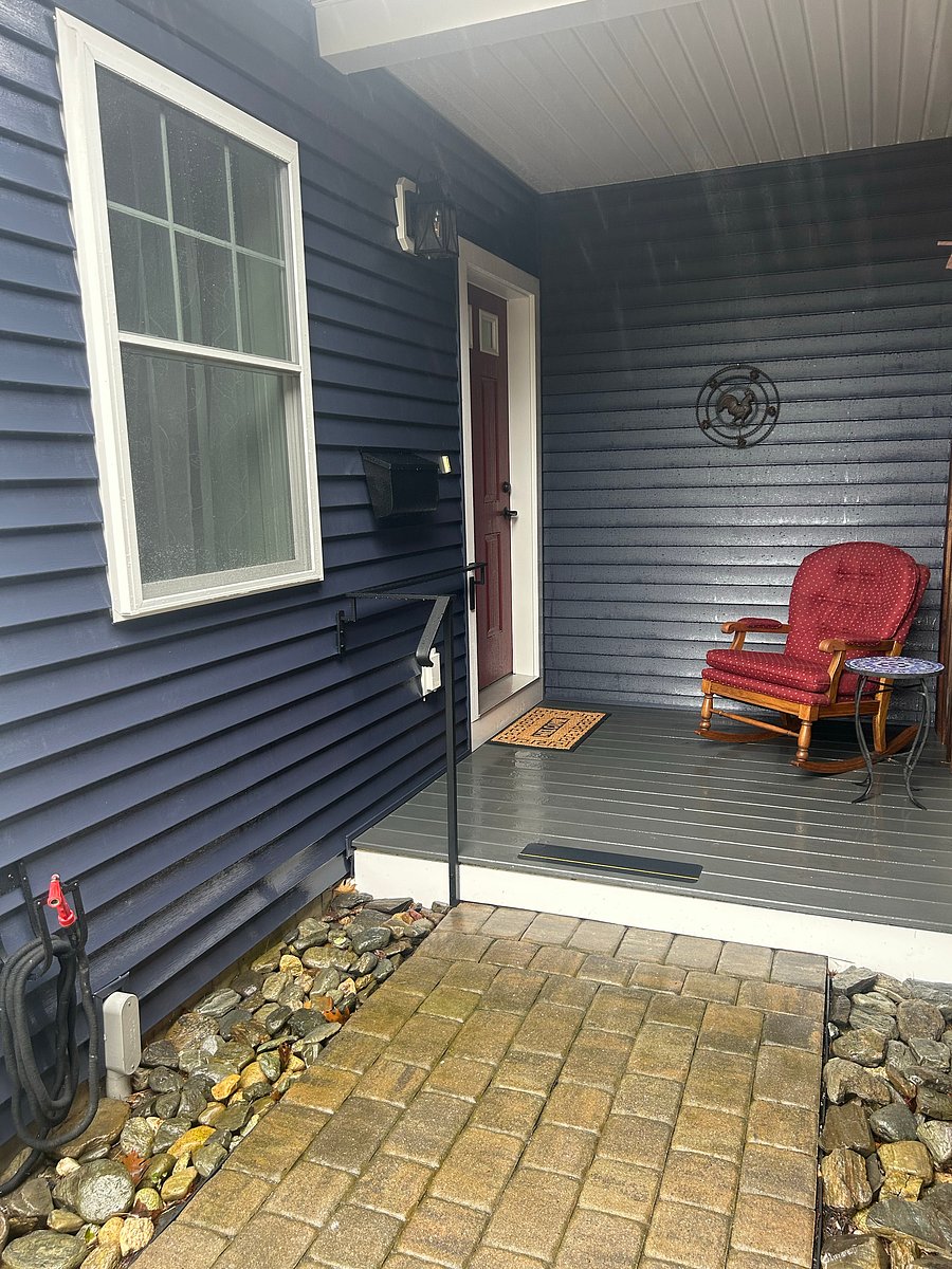 Furnished Finder property 1024336_1 photo 3