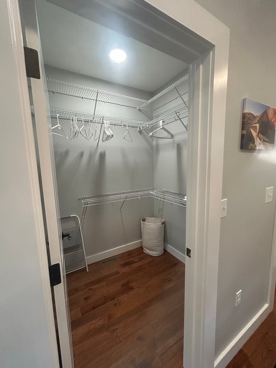 Furnished Finder property 1024336_1 photo 18