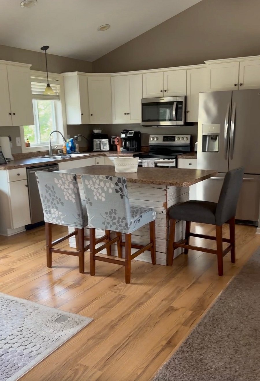 Furnished Finder property 1024342_1 photo 12