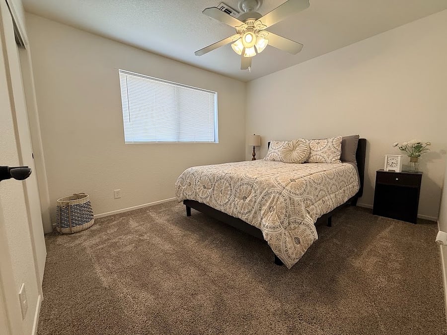 Furnished Finder property 1024351_1 photo 22
