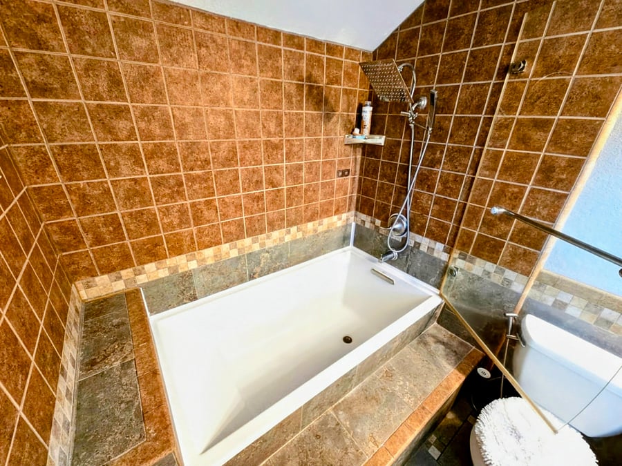 Furnished Finder property 1024368_1 photo 22