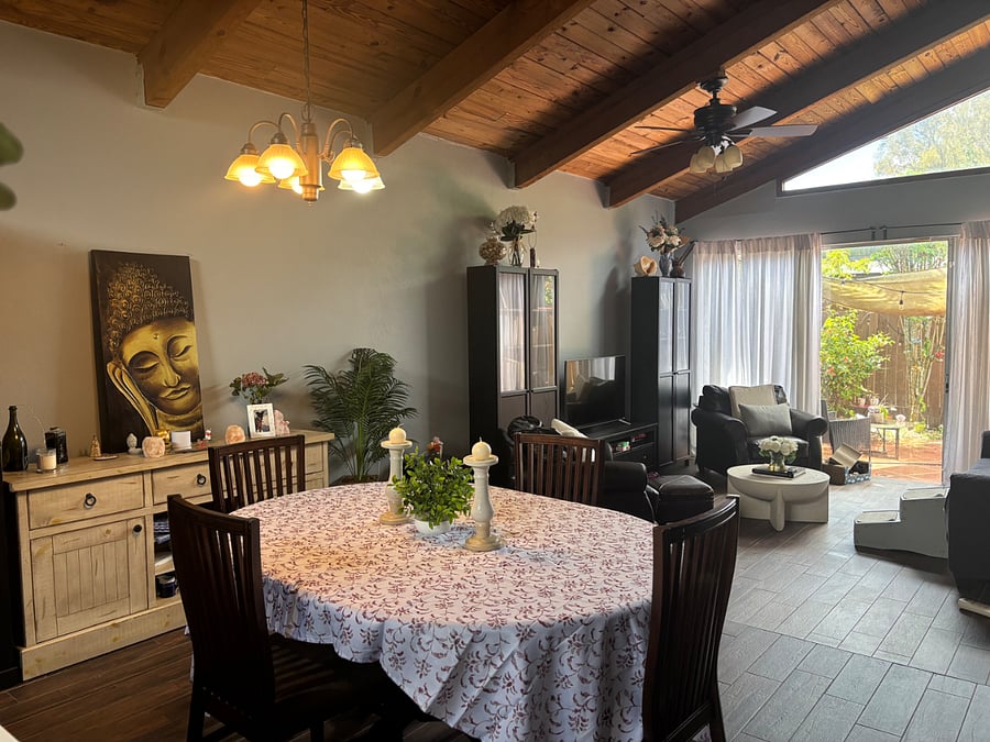 Furnished Finder property 1024369_1 photo 3