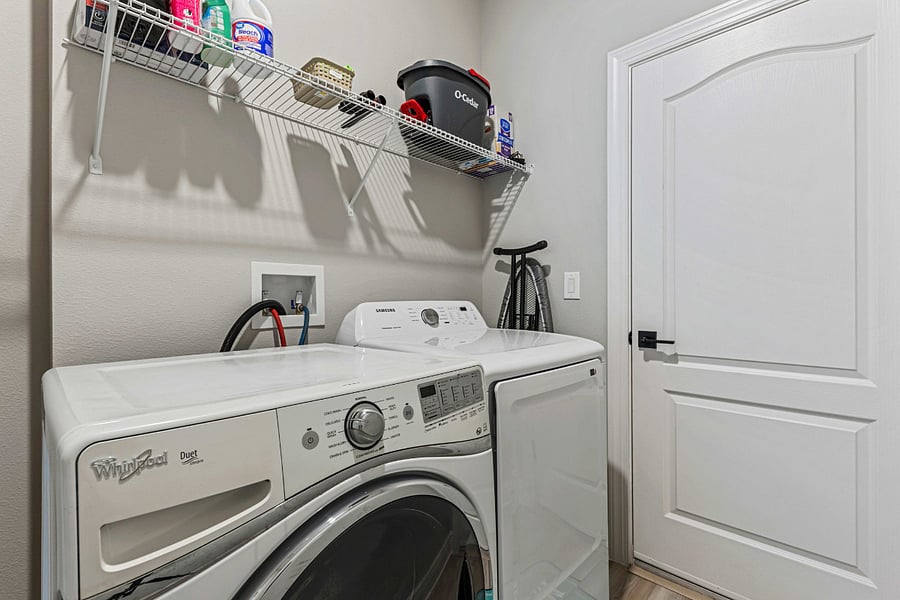 Furnished Finder property 1024376_1 photo 3