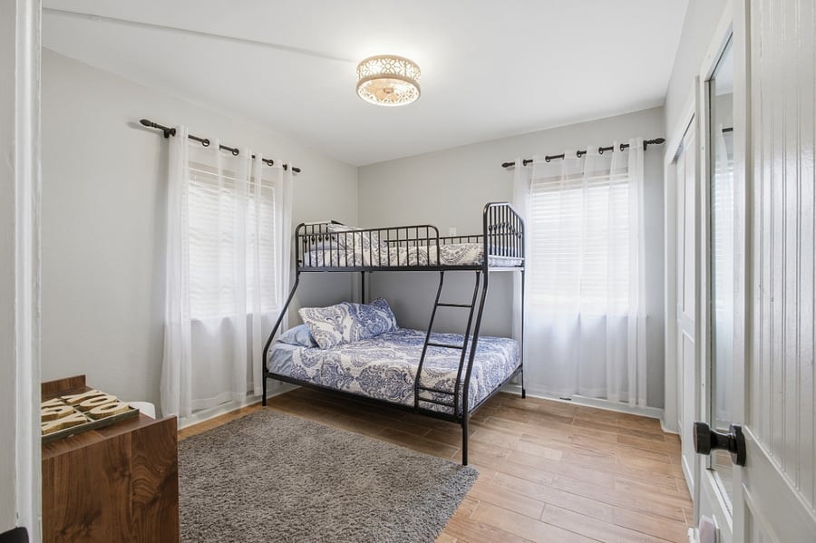 Furnished Finder property 1024397_1 photo 9