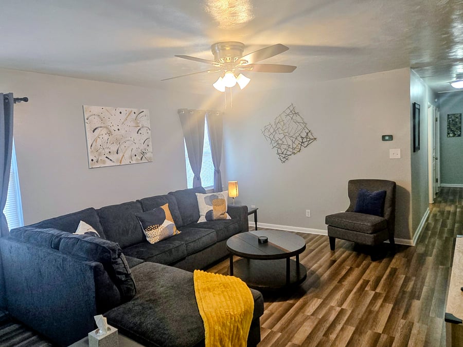Furnished Finder property 1024405_1 photo 3