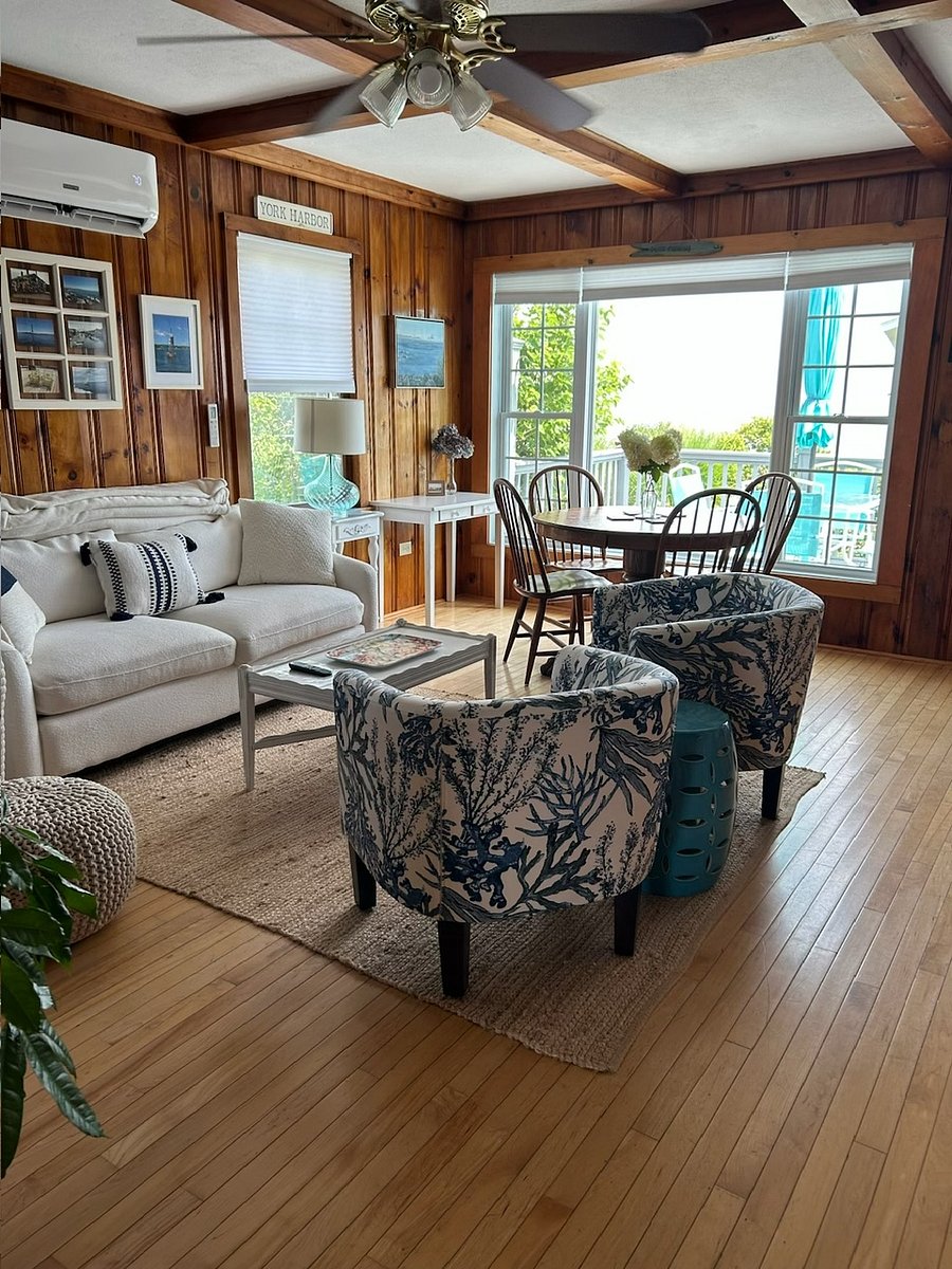Livingroom & dining room