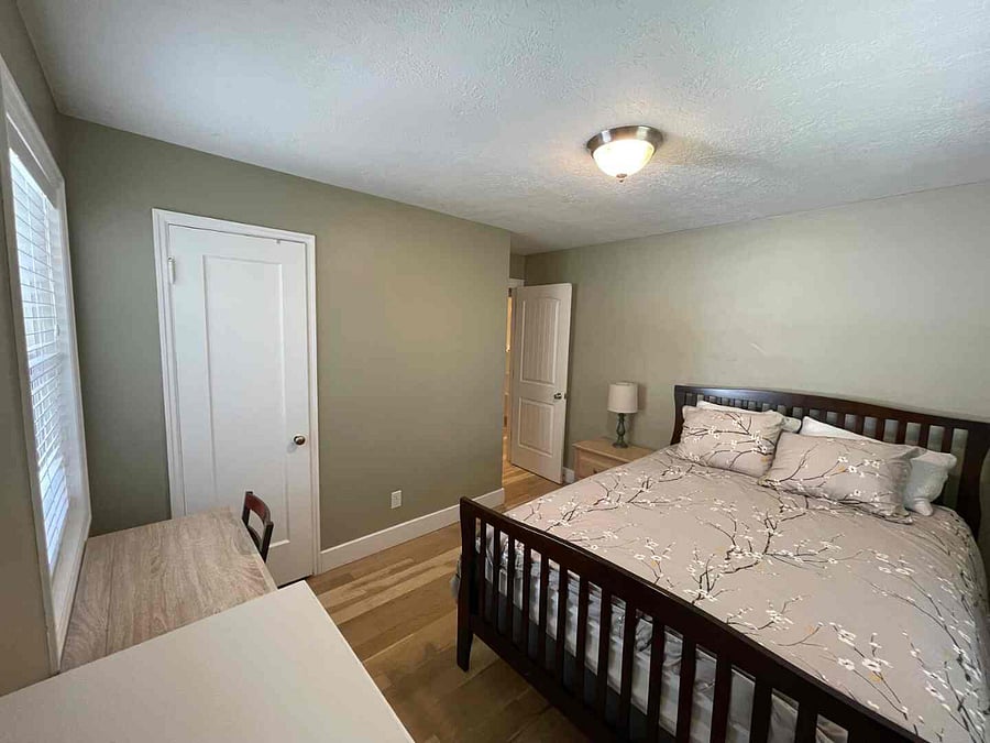 Bedroom 2 - upstairs