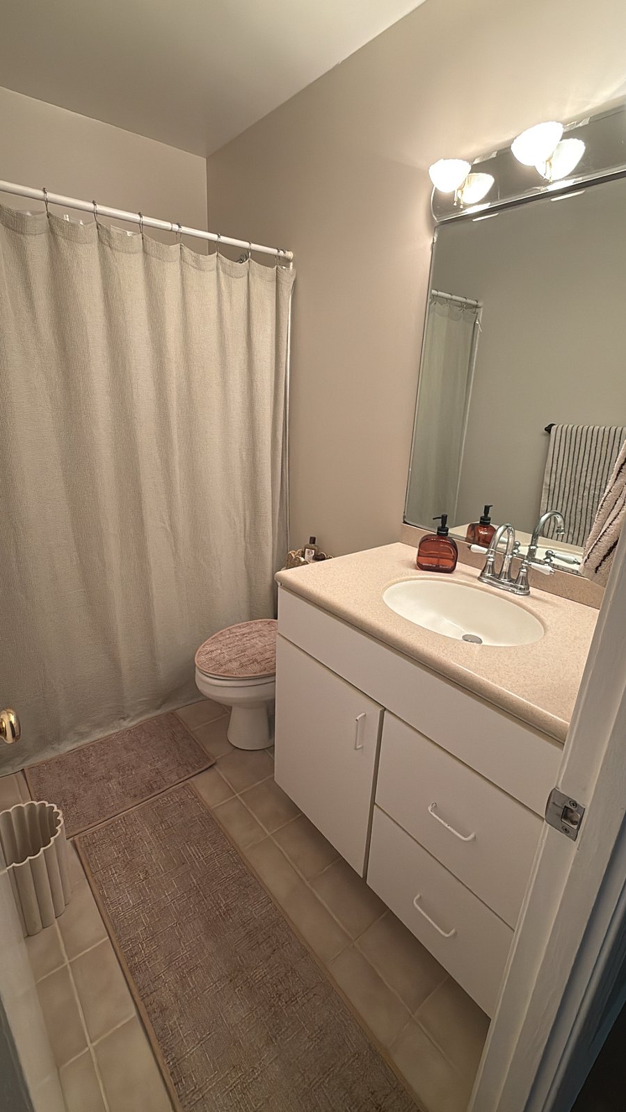 Furnished Finder property 1024438_1 photo 9