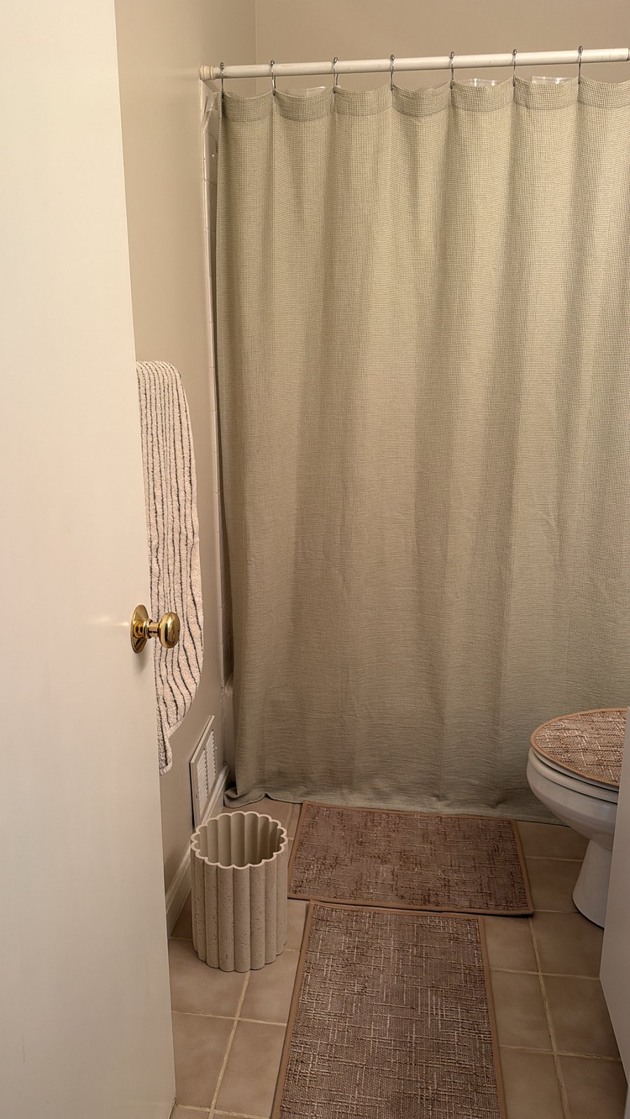 Furnished Finder property 1024438_1 photo 8
