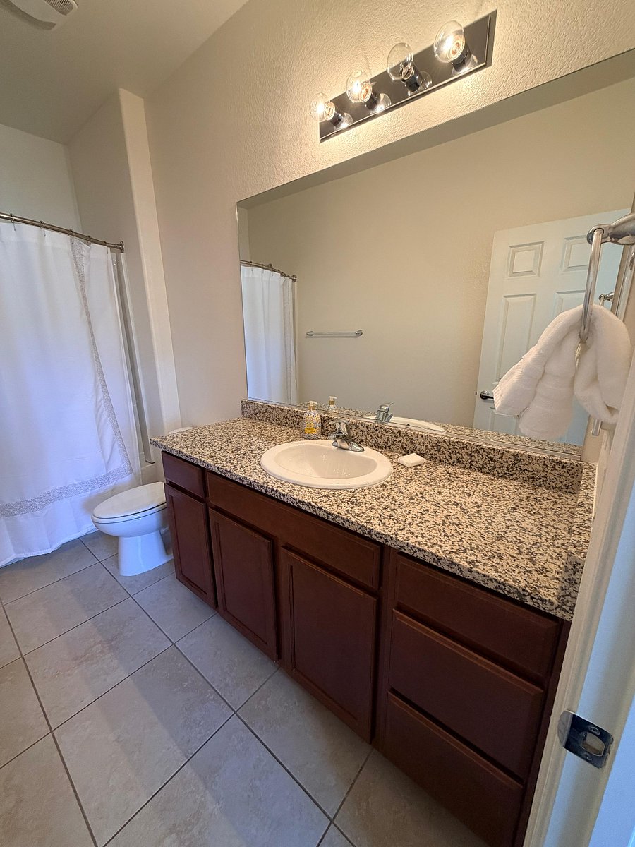Furnished Finder property 1024492_1 photo 7