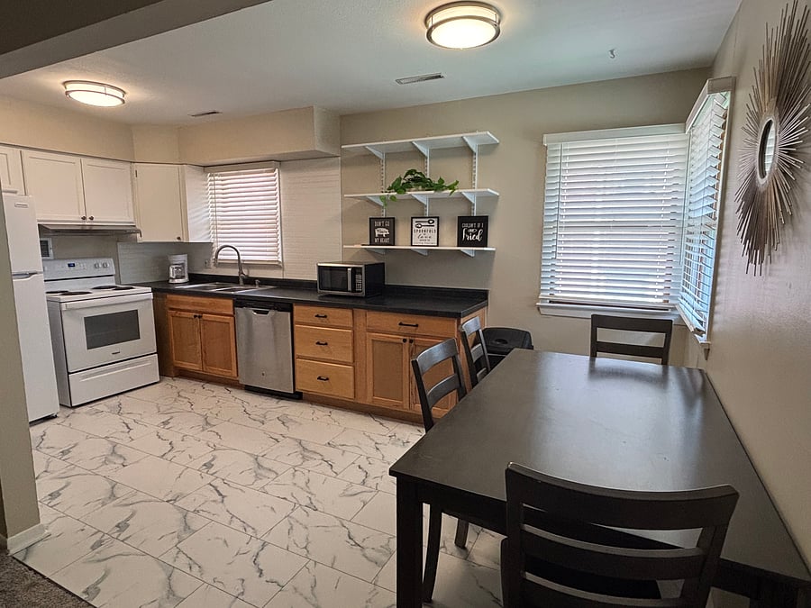 Furnished Finder property 1024498_1 photo 5