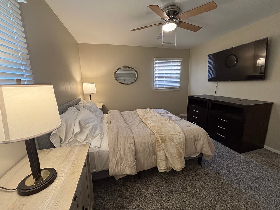 Furnished Finder property 1024498_1 photo 2