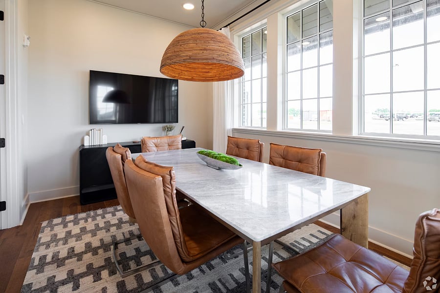 Furnished Finder property 1024503_1 photo 7