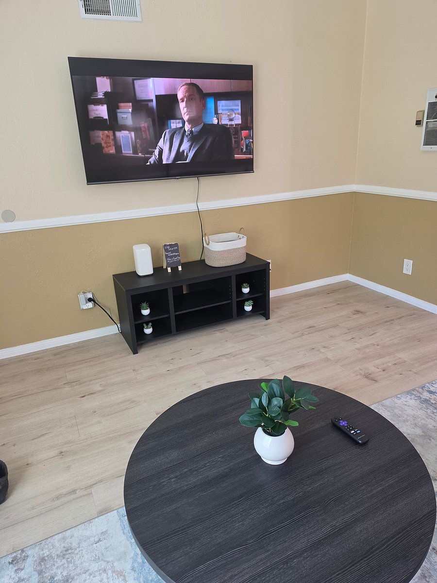 Furnished Finder property 1024510_1 photo 2