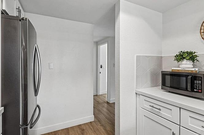 Furnished Finder property 1024513_1 photo 6