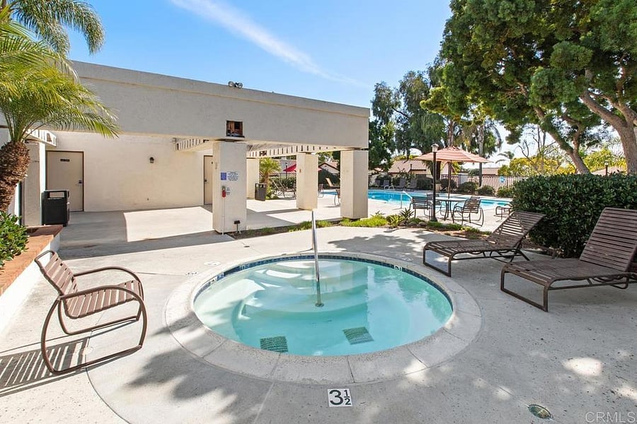 Furnished Finder property 1024513_1 photo 18