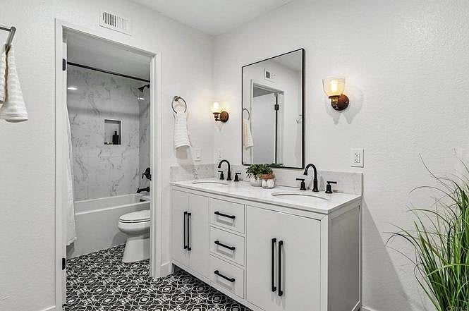 Furnished Finder property 1024513_1 photo 22