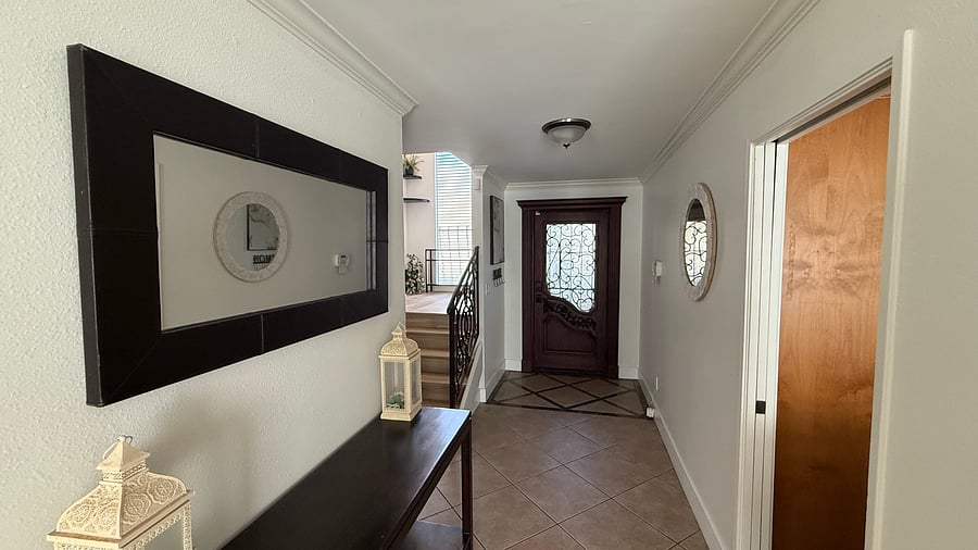 Furnished Finder property 1024518_1 photo 3