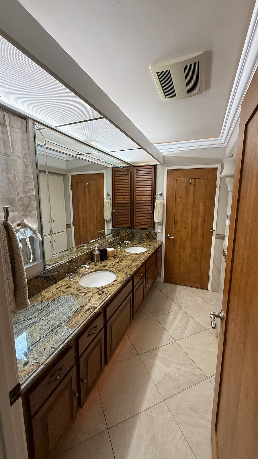 Furnished Finder property 1024518_1 photo 13