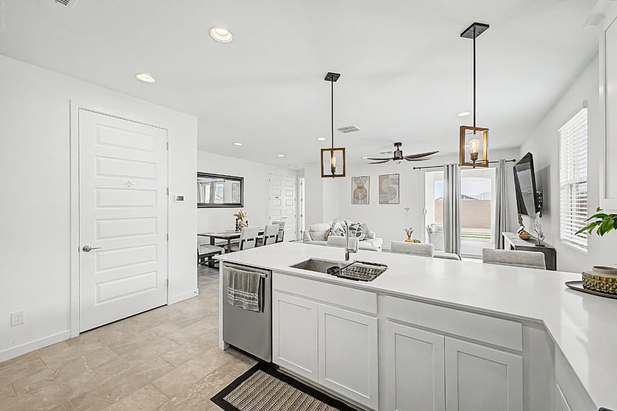 Furnished Finder property 1024548_1 photo 11
