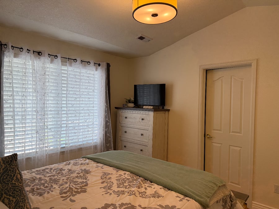 Furnished Finder property 1024572_1 photo 4
