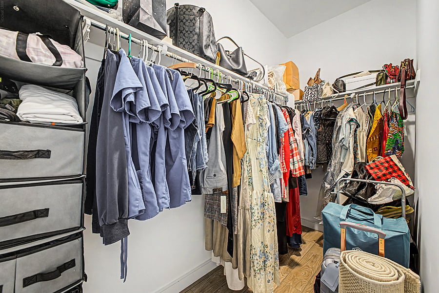 Walk-in closet