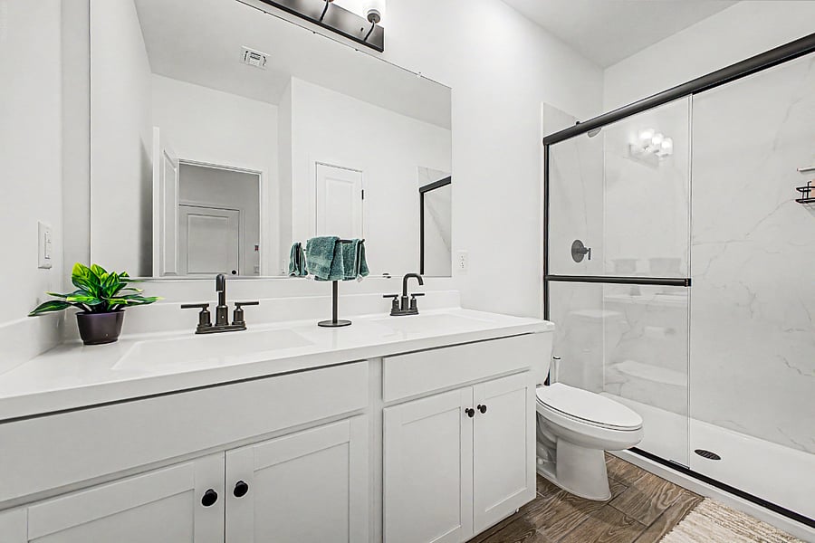 2nd Bathroom