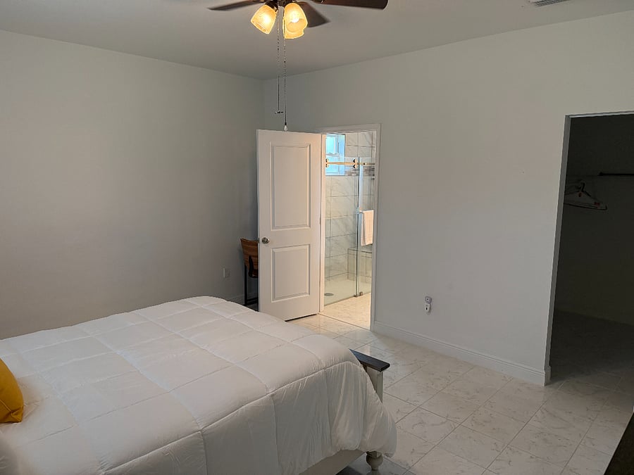 Furnished Finder property 1024575_1 photo 4