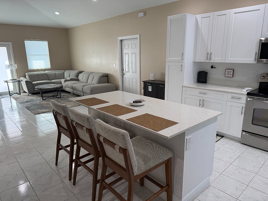 Furnished Finder property 1024575_1 photo 14