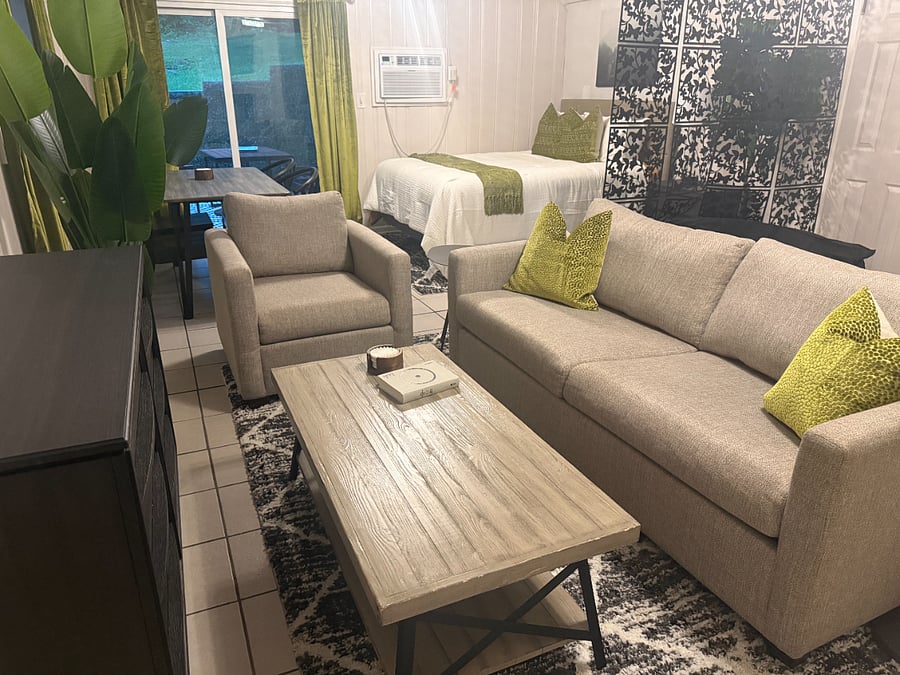 Furnished Finder property 1024577_1 photo 9