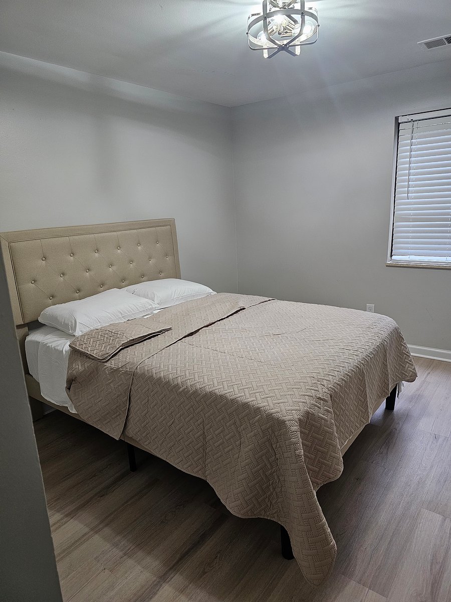 Furnished Finder property 1024579_1 photo 34