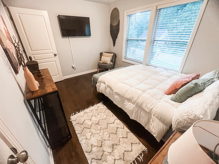 Furnished Finder property 1024586_1 photo 2