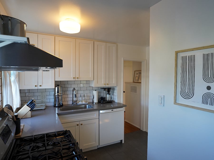 Furnished Finder property 1024592_1 photo 8