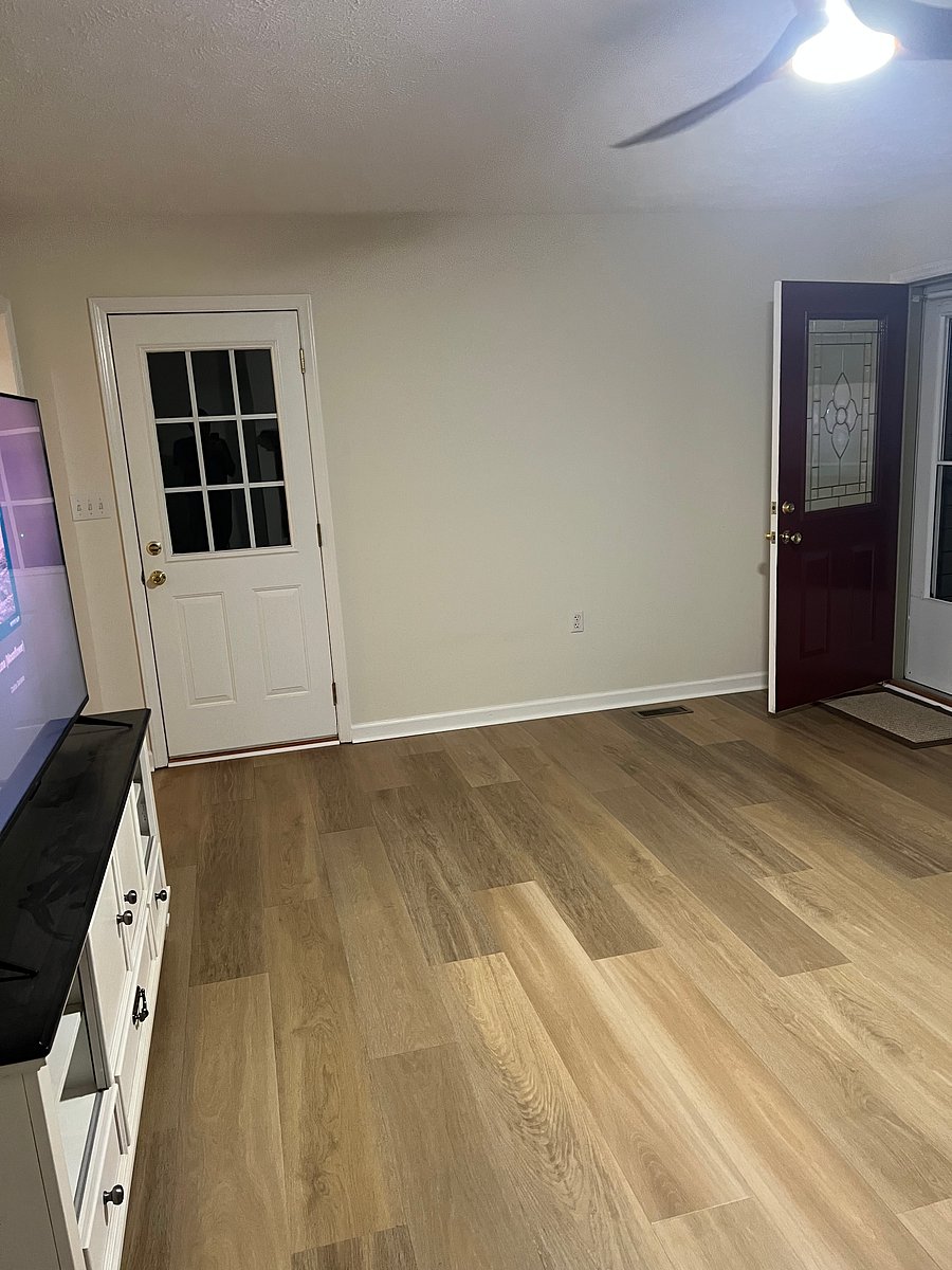 Furnished Finder property 1024603_1 photo 13