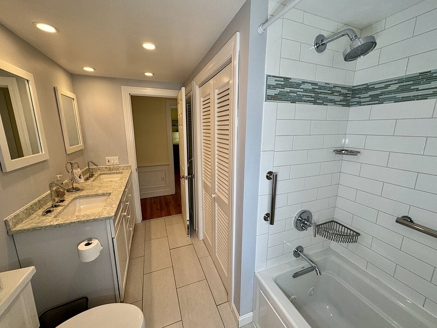 Furnished Finder property 1024610_1 photo 18