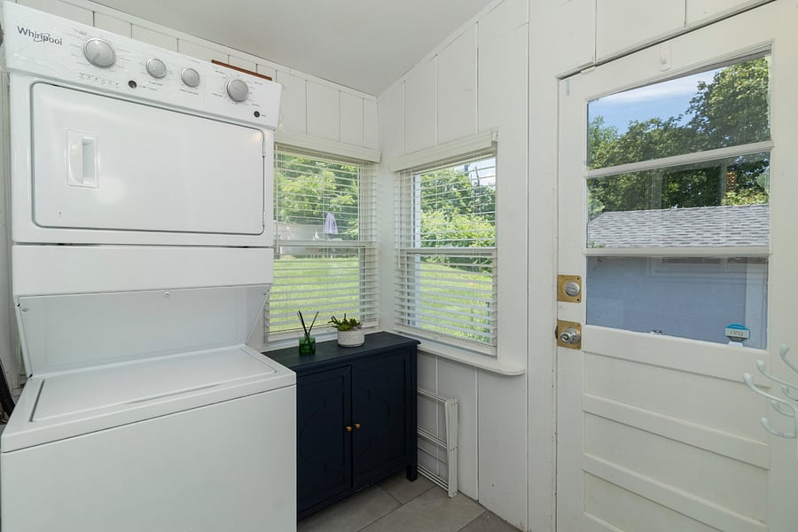 Furnished Finder property 1024613_1 photo 12