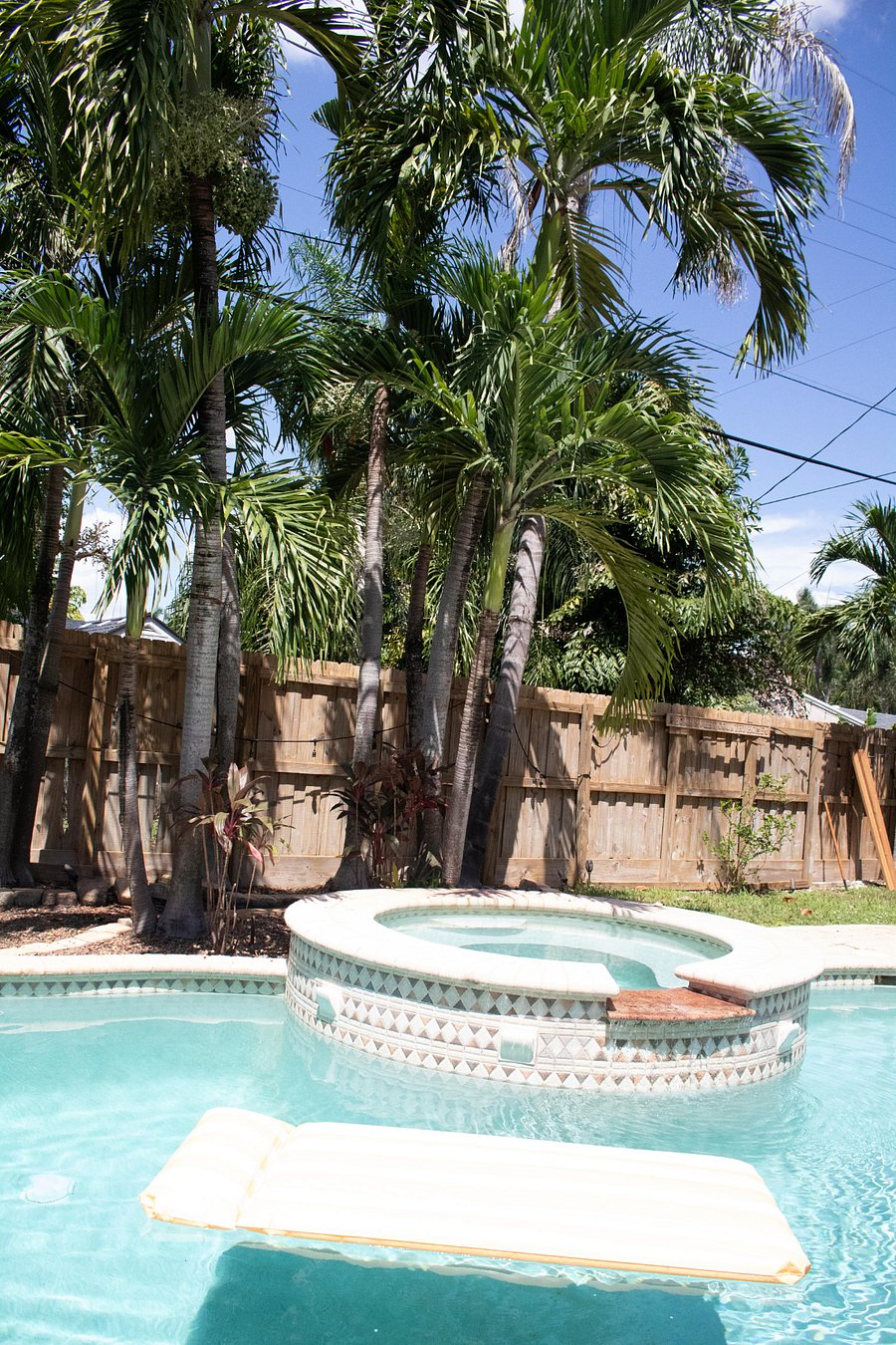 Furnished Finder property 1024615_1 photo 20