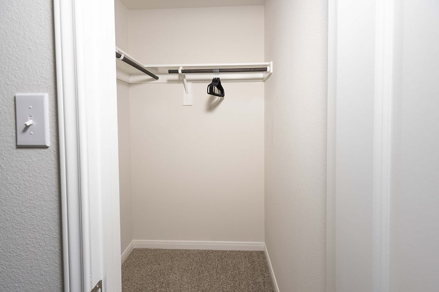 Furnished Finder property 1024618_1 photo 40