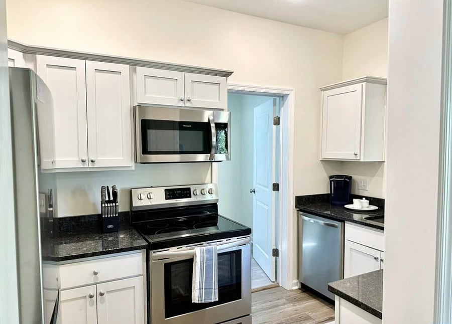 Furnished Finder property 1024619_1 photo 7