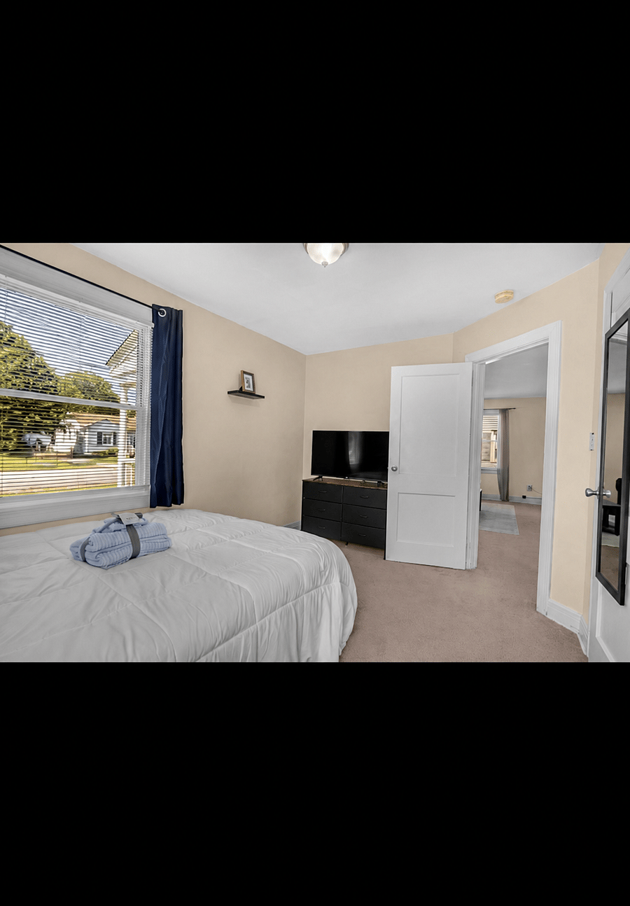 Furnished Finder property 1024624_1 photo 9